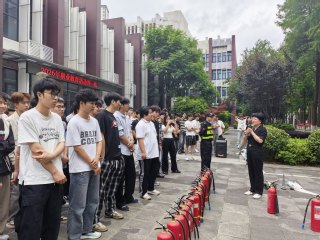 【好青年之家】筑牢安全防线，提...
